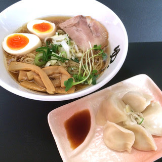 ラーメン専門店 ゆうひ屋 사진 3
