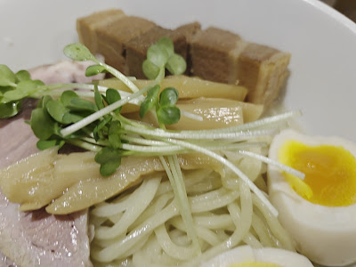ラーメン専門店 ゆうひ屋 사진 2