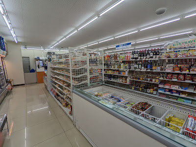 Lawson 사진 2