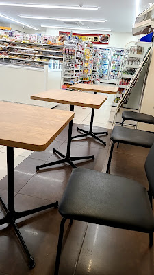FamilyMart 사진 3