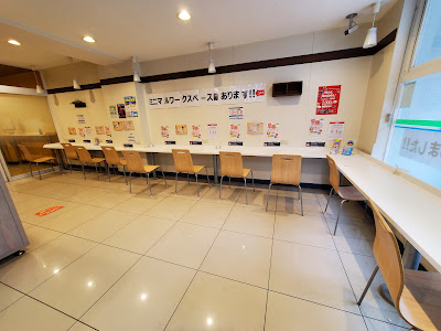 패밀리마트 하마마츠쵸1쵸메점 사진 2