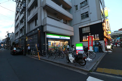 패밀리마트 코우토우몬젠나카쵸점 사진 2