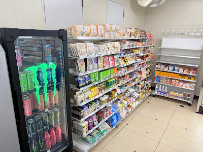 LAWSON Kabukicho 2 Chome West Store 사진 5