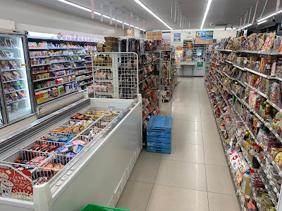ファミリーマート 和光越後山通り店 사진 2