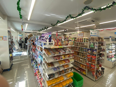 FamilyMart 사진 2