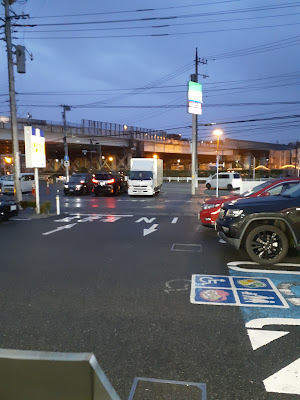 ファミリーマート 川崎第三京浜入口店 사진 3