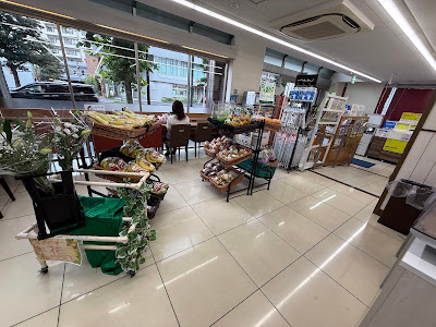 Natural Lawson 사진 4