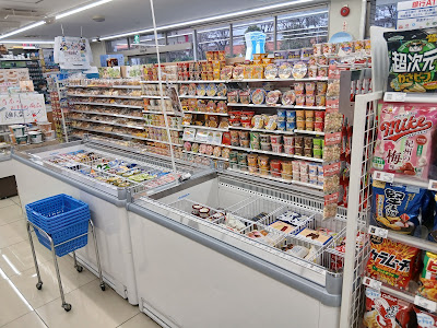 Lawson 사진 2