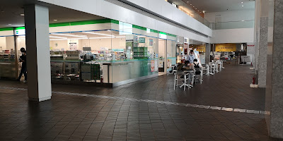 FamilyMart 사진 2