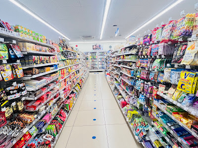Lawson 사진 4