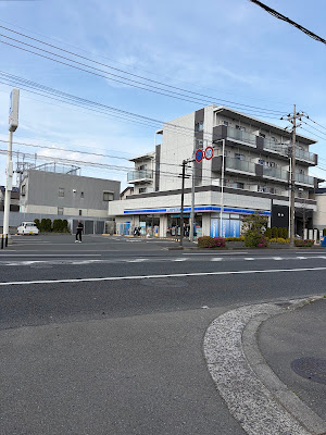 Lawson (Tsuzuki-Higashiyamatacho) 사진 3