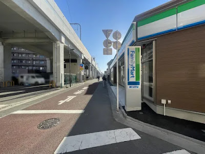 Familymart Nakarokugo Nichome Shop 사진 4