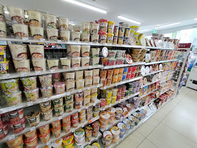 ローソン 東邦医大通り店 사진 2
