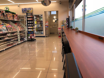 패밀리마트 포트스토어오이SC점 사진 2