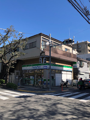 FamilyMart 사진 4