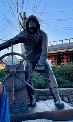 John Masefield Statue 사진 2