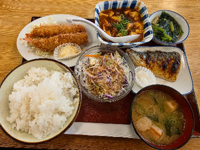 마이도 오오키니 쇼쿠도 나니와 닛폰바시 식당 사진 4