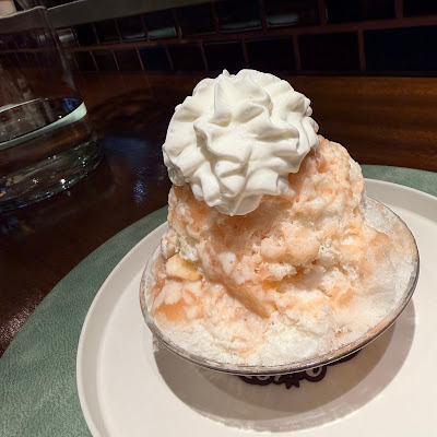福島宮もと 季節のデザートと洋酒のお店 るぼわ 사진 3