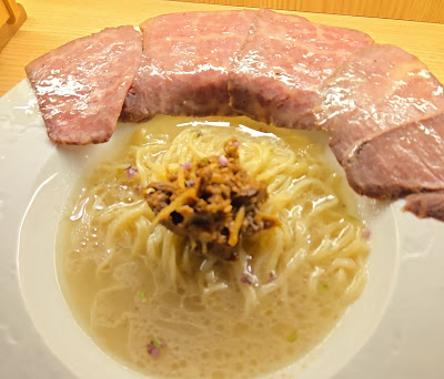 King Wagyu Ramen Michelin Chef Supervised Halal Dotonbori Restaurant 米其林厨师监督和牛拉面 사진 2