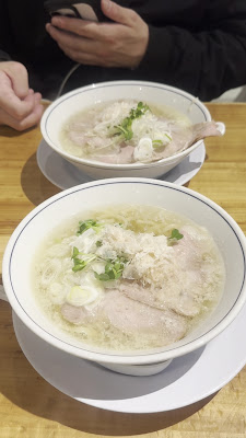 라멘 우로코 난바점 사진 2