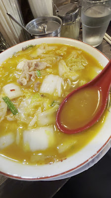 大阪中華そば 伍年屋 사진 2