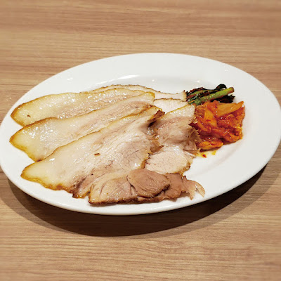 Ramen Kadoya Shokudo Crysta Nagahori Branch 사진 4