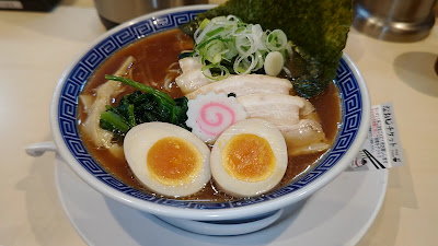 新潟発祥 なおじ 塚本店 사진 2