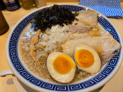新潟発祥 なおじ 塚本店 사진 5