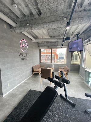 WHITE FITNESS Osaka Horie Store | Kickboxing gym 사진 4
