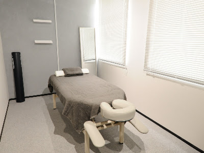 hari salon de off心斎橋 사진 2