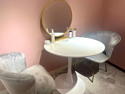 毛穴・ニキビケア ハーブピーリング【肌管理専門店】WHITE AQUA 梅田本店 사진 3