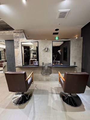 QUATTRO LEONE/クワトロ・レオーネ 大阪梅田茶屋町店 メンズ特化専門店/メンズカット/ツイストスパイラルパーマ/ニュアンスパーマ/フェード/スパイキーショート/眉毛サロン 사진 2