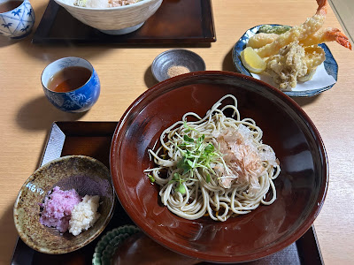 十割蕎麦 らく屋 사진 4