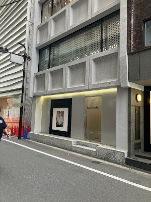 Acne Studios Midosuji Store 사진 4