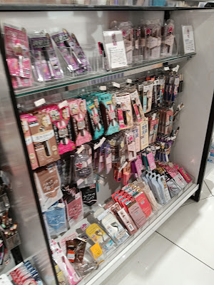 PLAZA Lucua Osaka Store 사진 4