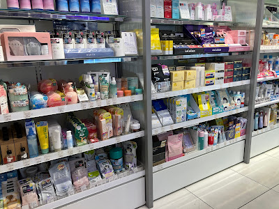 PLAZA Lucua Osaka Store 사진 2
