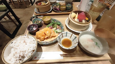 JRE Umeda Square Building 사진 3