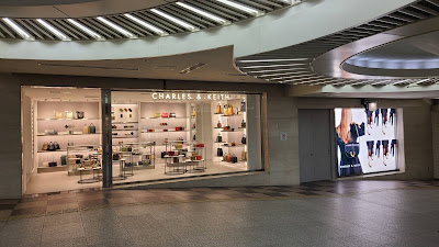 CHARLES & KEITH Diamor Mall Osaka Store 사진 3