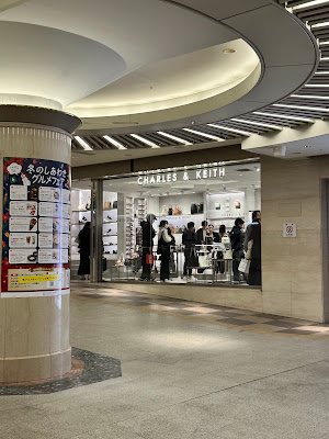 CHARLES & KEITH Diamor Mall Osaka Store 사진 4