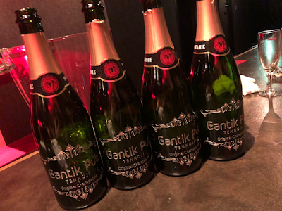 Cantik Pub 天王寺店 사진 2