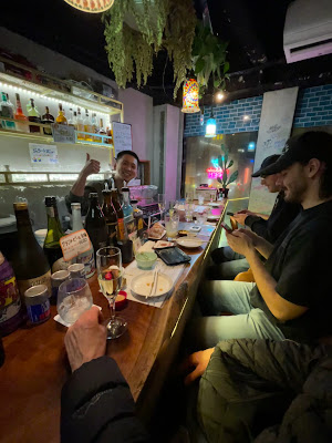 餃子とワインとetc…明日晴レルカナ/GYOZA BAR ASHITA HARERUKANA 사진 2