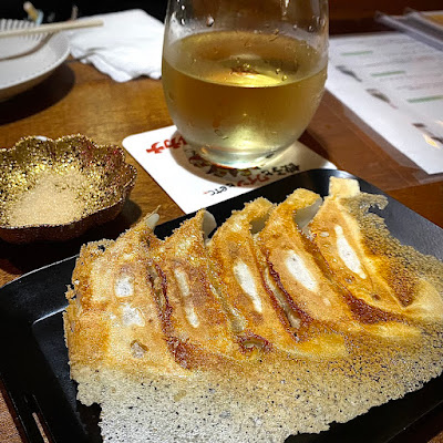 餃子とワインとetc…明日晴レルカナ/GYOZA BAR ASHITA HARERUKANA 사진 4