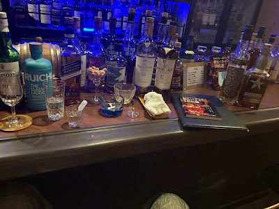 ショットバー ウイスキー研究所(Shot BAR Whisky Laboratory ) 사진 4