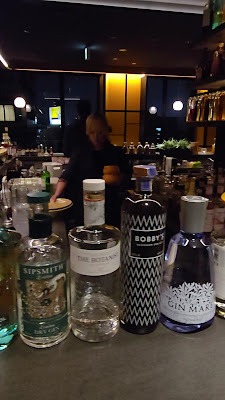 THE LIVELY BAR Osaka Honmachi 사진 2