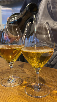 Ouyea wine bar オウイェ ワインバー 사진 2