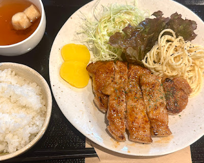 ダイニング・バー Yaa 사진 2