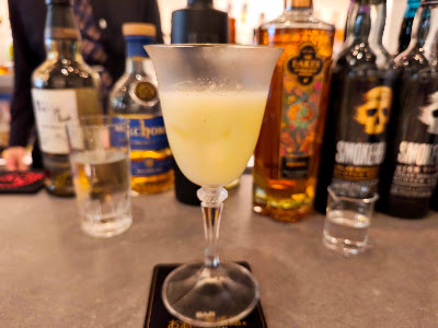 お酒の美術館 なんばウォーク店 사진 3
