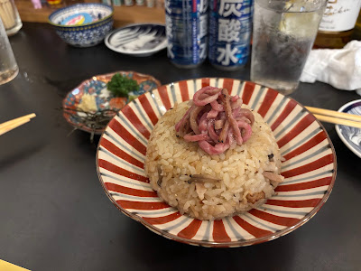肉と出汁 立ち呑みピラフ 사진 4