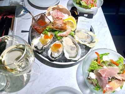8TH SEA OYSTER Bar 우메다 NU차야마치점 사진 4