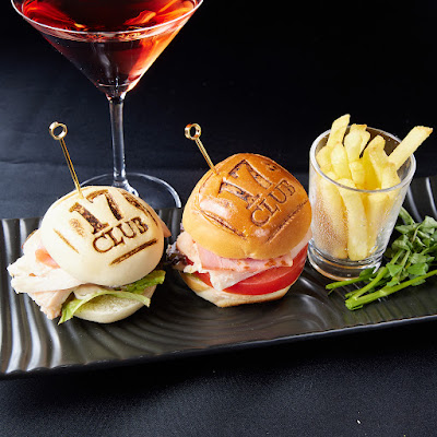 BAR 17 CLUB セブンティーンクラブ アパホテル＆リゾート〈大阪梅田駅タワー〉 사진 2